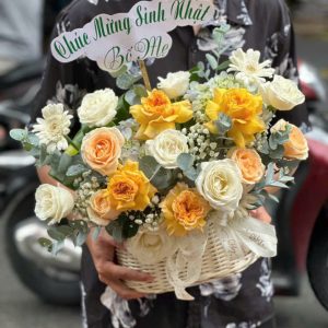 Giỏ Hoa Hồng Vàng Mix Trắng GH-060