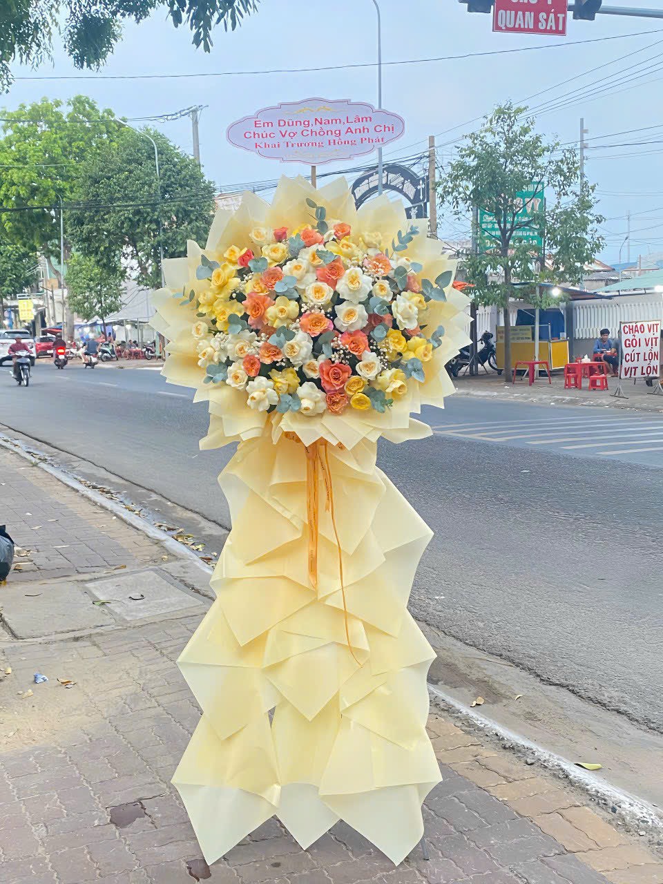 Kệ Hoa Khai Trương Khai Sáng HKT-090